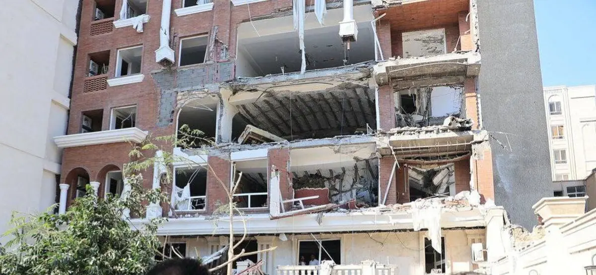 فارس: شایعه حمله پهپادی به ساختمان نیروی دریایی سپاه صحت ندارد