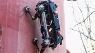 این ربات از دیوار صاف بالا می رود ! | کارایی این ربات عجیب چیه ؟ + عکس