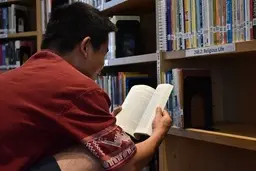 کتاب هایی که با خواندن آنها میتوانید درزندگی خودتغییر ایجادکنید
