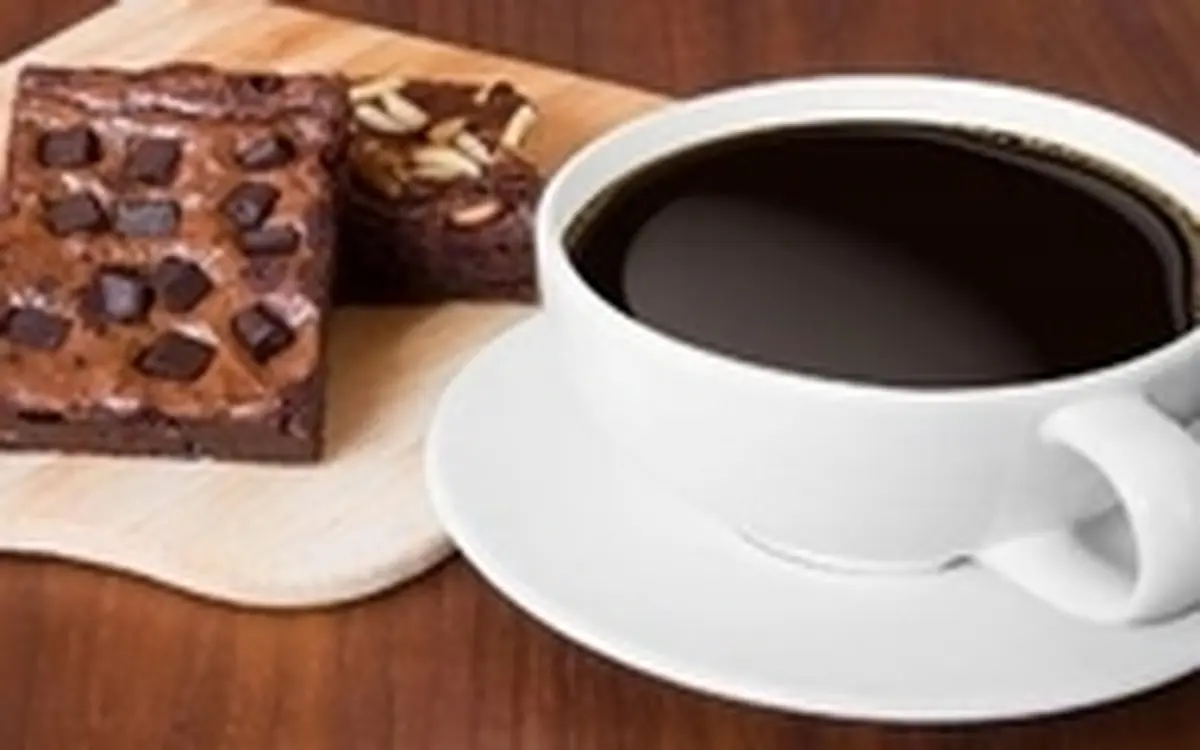با یک فنجان قهوه چه مدت بیدار می مانیم؟