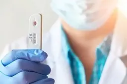 مدت‌زمان قرنطینه افراد مبتلابه کرونا کاهش می‌یابد 