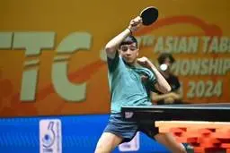 حرکات جالب نابغه تنیس روی میز ایران | دعوا با خودش و خوشحالی به سبک امباپه! + ویدئو 
