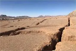 یک کارشناس: فلات مرکزی در یک قدمی خالی از سکنه ‌شدن 