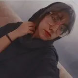 آتنا زینعلی 