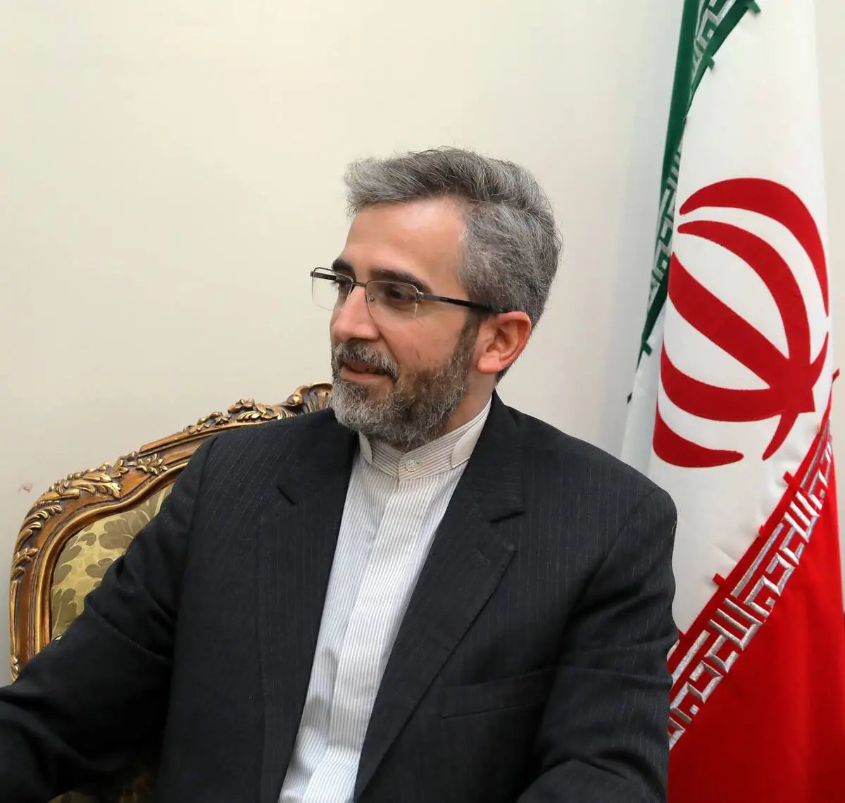 دیدار و گفتگوی معاون سیاسی وزیر امور خارجه کشورمان با معاون نخست وزیر و وزیر امور خارجه قطر