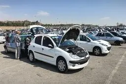 کاهش قیمت خودروهای پژو، دنا و رانا در ۲۴ ساعت گذشته | سد مقاومتی در بازار خودرو شکست + جدول قیمت