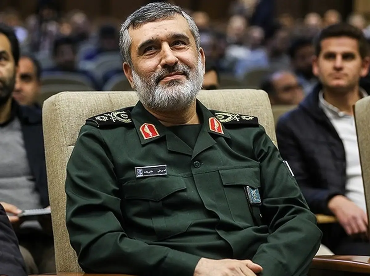 
سردار حاجی زاده |  مزیت برداشته شدن تحریم تسلیحاتی این است که دست ایران برای صادرات باز می‌شود
