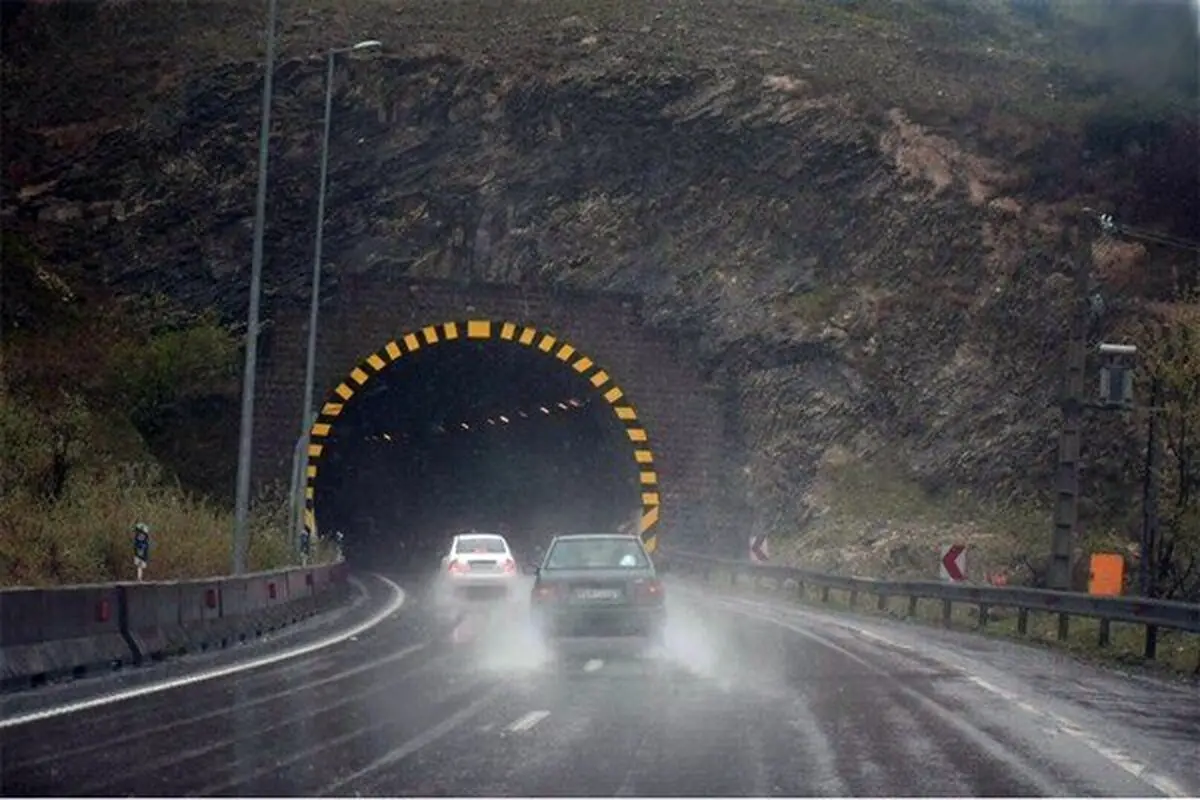 هشدار نارنجی همچنان برقرار است | تردد از جاده چالوس امروز خطرناک است
