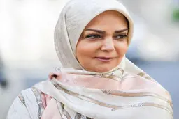 دلبری پسر خیلی خوش تیپ و قد بلند الهه رضایی از دلخران | الهه رضایی کنار پسر خوش تیپش