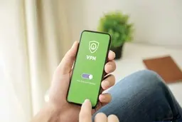 روزنامه اطلاعات: با اجرای فیلترینگ دست کلاهبرداران ، قاچاقچی ها ، جاسوس ها ، آدم فروش ها و منحرفان جنسی را باز گذاشتید