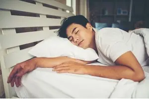 حقایق عجیب درباره‌ی خواب که نمی‌دانستید | عجیب‌ترین دانستنی‌ها درباره‌ی خواب