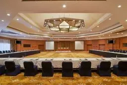 پرهیز عقلانی از دام دیپلماسی نمایشی؛ چرا حضور ایران در کنفرانس شرم‌الشیخ به نفع منافع ملی نیست؟