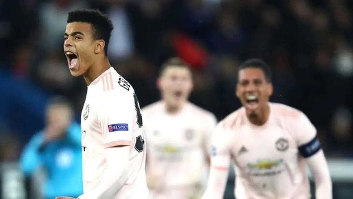 ستاره قرمزها نامزدش را کتک زد