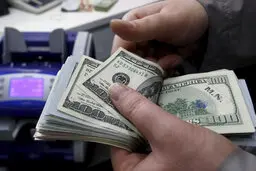 قیمت دلار ۲۱ فروردین ثابت ماند