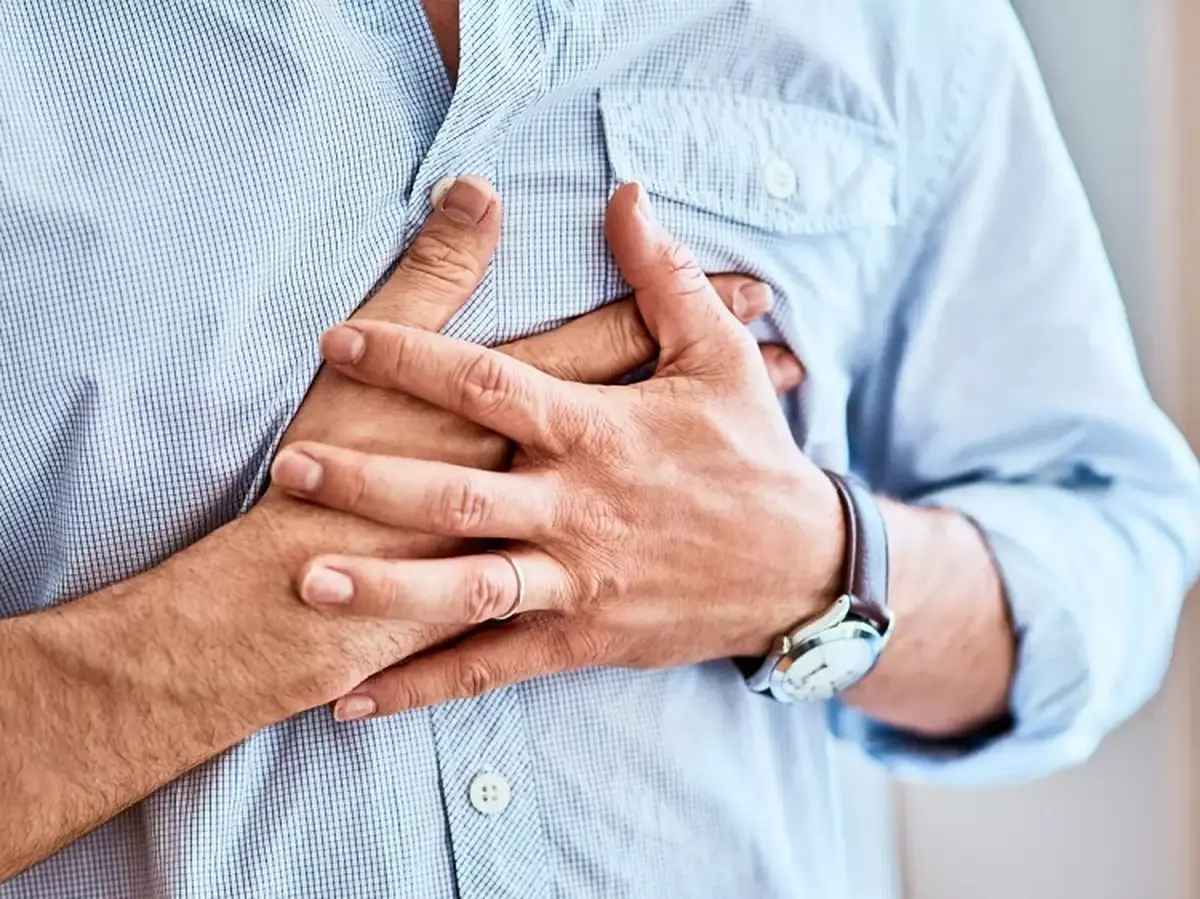 از کجا بفهمیم درد سینه از قلب است یا معده؟