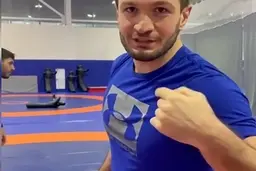 وقتی کشتی‌گیر روس ادای حسن یزدانی را در می‌آورد+ویدئو 