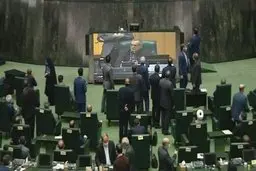 رخواست برای تعطیلی کامل مدارس و دانشگاه‌ها از تریبون باز مجلس /وام یک میلیونی را به بچه‌ خودتان بدهید قهر نمی‌کند؟