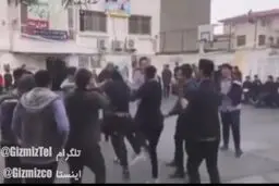 رقص محلی دانش‌آموزان دبیرستانی در مدرسه‌ای در شمال کشور+ویدئو 