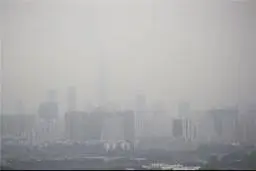 احتمال اعلام تعطیلی تهران  |  دیروزآلودگی هوای تهران برای سومین روز پیاپی به سطح «ناسالم» رسید 