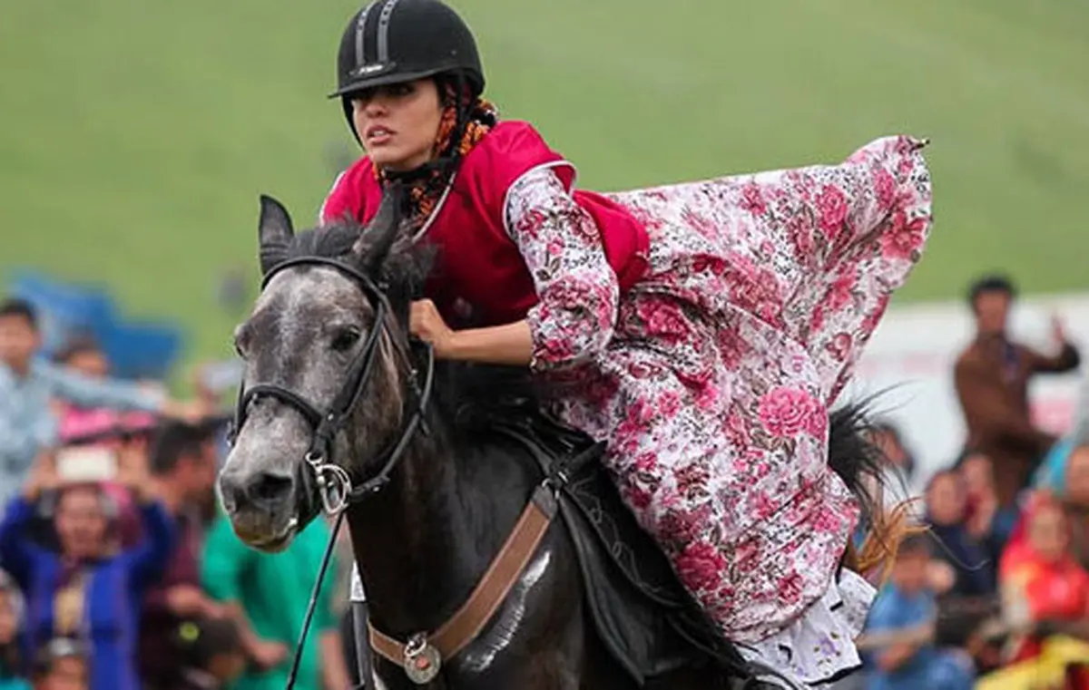 عکس های حیرت آور از حضور زنان در جشنواره اسب دوانی | زنان در جشنواره اسب دوانی ارسباران+تصاویر

