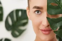 ترفندی جذاب برای خانم ها | با این راهکار همیشه مثل 20 ساله ها به نظر برسید 