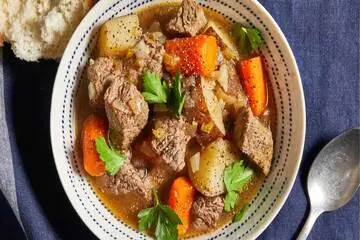 طرز تهیه تاس کباب با رسپی مخصوص   | رسپی تاس کباب به سبک نجف دریابندری