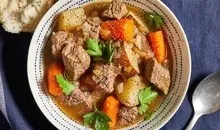 طرز تهیه تاس کباب شامی سبک و مقوی برای شام  | رسپی تاس کباب به سبک نجف دریابندری