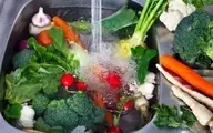 یکبار برای همیشه یاد بگیر چطوری سبزیجات رو تا یک هفته تازه نگه داریم! | این روش حسابی به کارت میاد +ویدئو