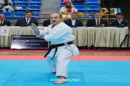 حضور جالب کیوان ساکت نوازنده‌ی برجسته تار در مسابقات کاراته + ویدئو