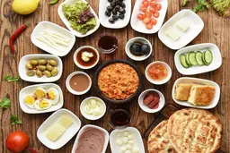 با این غذا سفرتون رو رنگارنگ کنید! | طرز تهیه مینی لوف صبحانه +ویدئو