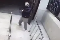 واکنش مداح معروف اهل بیت به جمله «کار خودشونه» ! | بدتر از تروریست‌های شاهچراغ چه کسانی هستند؟ + عکس