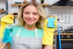  کدام سطوح و وسایل را نباید با چندمنظوره تمیز کرد؟