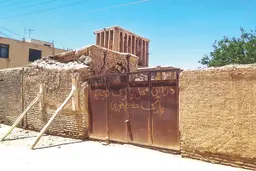 نجات خانه لطفی روی کاغذ