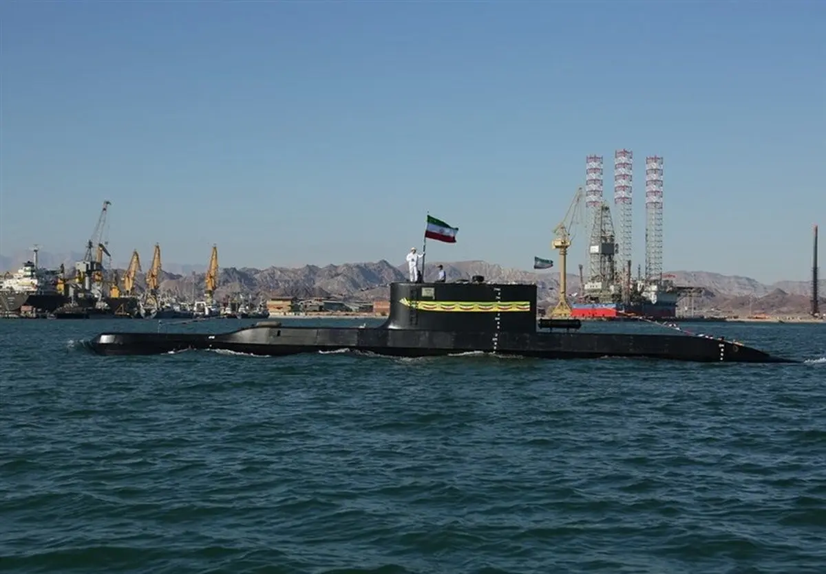 
شلیک اژدر از زیردریایی فاتح برای اولین بار

