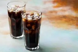 دیگر نوشابه‌های سیاه را نخورید | خطر جدی کولاها برای بدن
