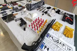 فیلم بازداشت سارقان مسلح طلافروشی سامان | پایان یک ماه زندگی با طلاهای سرقتی + عکس