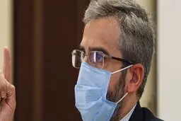  هنوز سند سوم را به طرف‌های مقابل در برجام تحویل نداده‌ایم|رفع تحریم ها گام به گام نیست