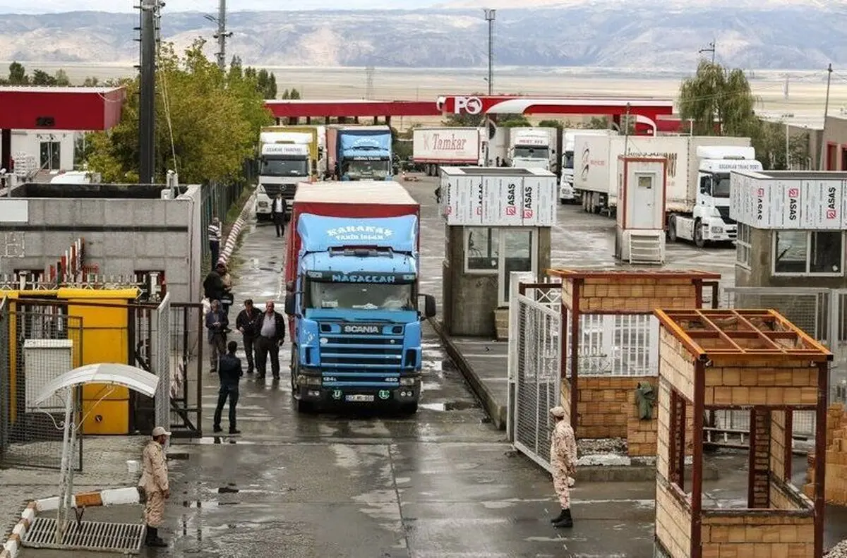 حجم تجارت خارجی کشور به ۵۴ میلیارد و ۸۰۰ میلیون دلار رسید