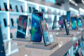 رکود بی‌سابقه در بازار موبایل | مردم به تعمیر و خرید دست‌دوم پناه بردند