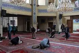 بازگشائی مساجد در شهرهای سفید که نتیجه نوعی سیاست انفعالی بود