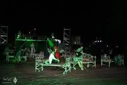 تئاتر خیابانی می‌تواند آغازگر خوبی باشند، اما درمانگر نیستند 