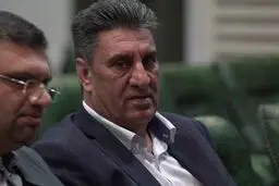 مات شدن افشاریان نسبت به شناسنامه پسرش! + ویدئو 
