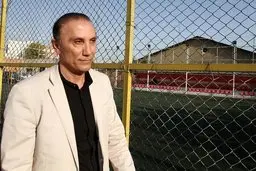 درخشان: نباید به رادو به دید دروازه‌بان دوم نگاه کرد/ پرسپولیس باید با اختلاف امتیاز قهرمان شود