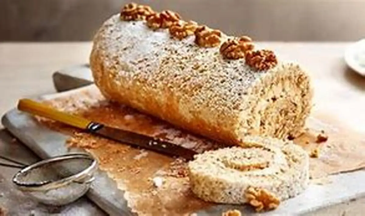 فقط با چند قلم این رولت خانگی ساده رو درست کن و از عصرونه‌ات لذت ببر | طرز تهیه رولت خامه‌ای خونگی+ویدئو