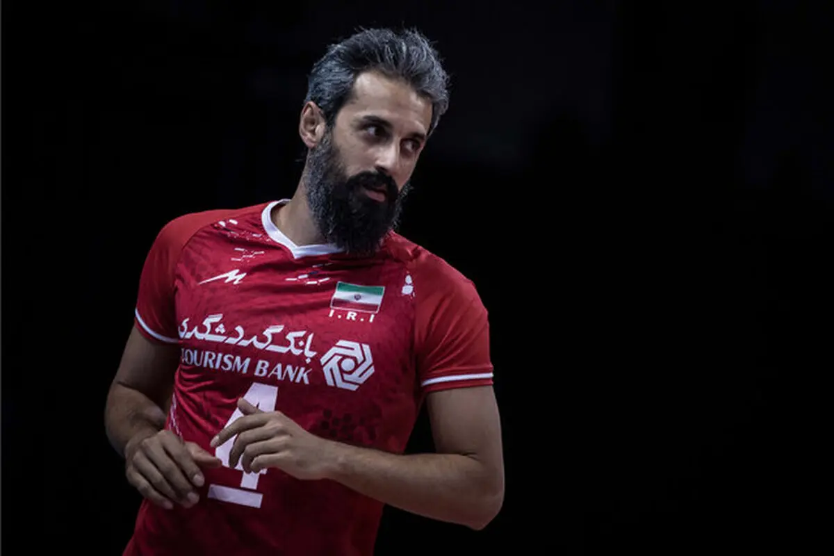 معروف: مقابل لهستان روزمان نبود