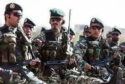 ارتش: با فرماندهی رهبر انقلاب در خط مقدم دفاع از ملت ایستاده‌ایم

