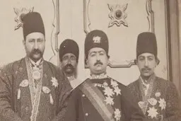عاقبت زندگی محمد علی شاه قاجار و پیشکارش چه شد؟