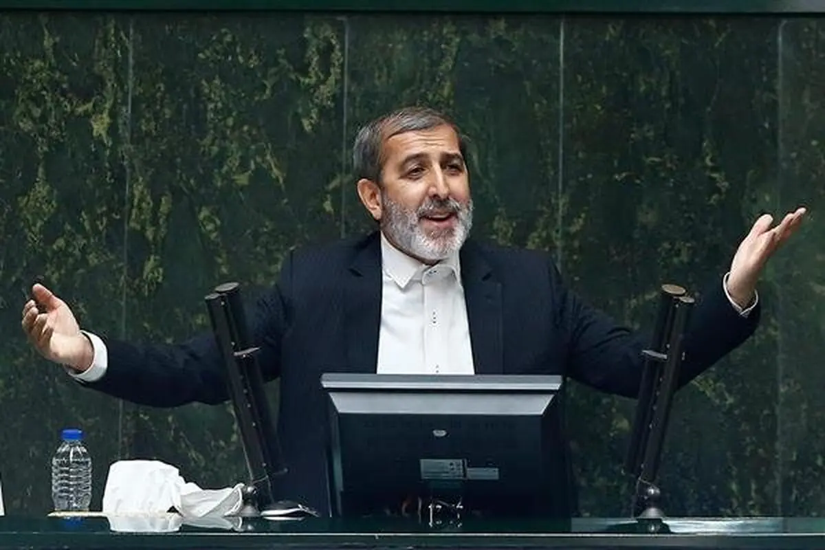 
منتظری: فضای مجازی در برخی موارد به قتلگاه نسل جوان تبدیل شده.