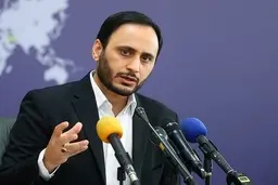 سخنگوی دولت: ۷۰۰ حساب ارزی مسدود شدند | هر ماه ۳ سفر استانی داشتیم که خودش رکورد است