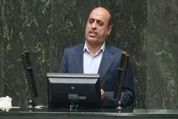 نماینده مجلس: نزدیک به ۶ ماه است که بانک‌ها وامی پرداخت نمی‌کنند